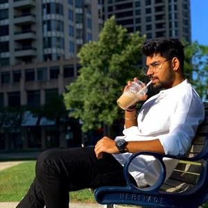 Meet your Posher, Yash